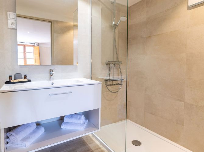SALLE DE BAIN VERMENTINU